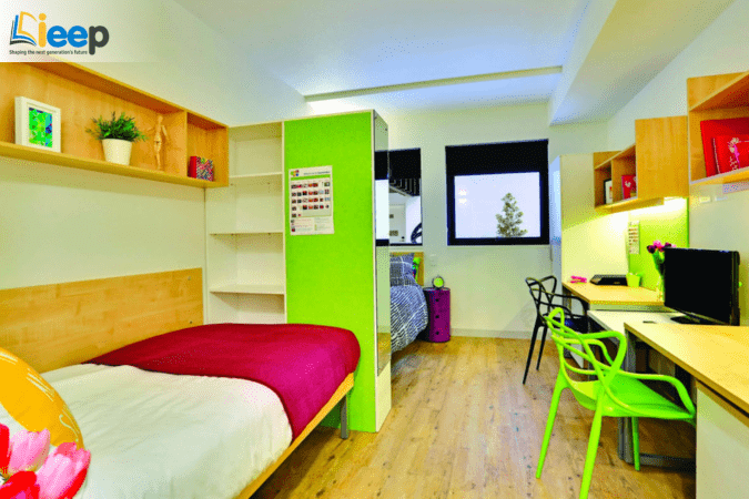 bedroom for student-min.png